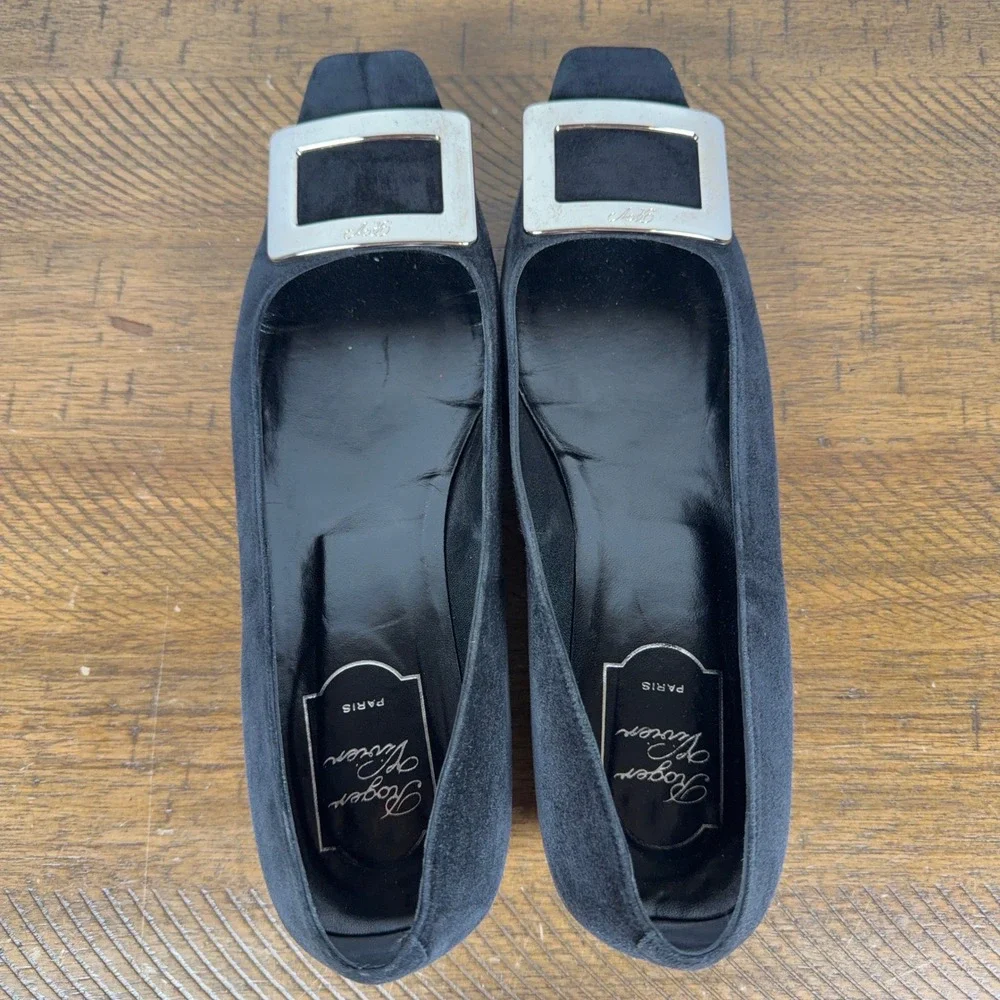 Roger Vivier Pumps Womens 39.5 Black Suede Belle Vivier Buckle Low Heel Shoes